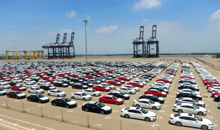 VIỆT NAM CHI HƠN 1 TỶ USD NHẬP KHẨU XE Ô TÔ